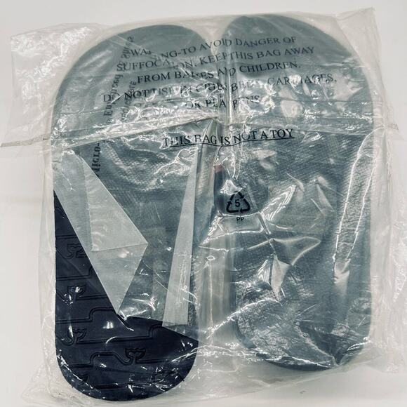 Vineyard Vines Flip Flops Youth Size 3 Blue Micro Whale Foam Classic Flip Flops - Picture 7 of 12